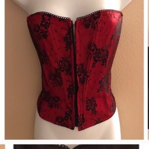 Red black forever 21 valentines corset top medium